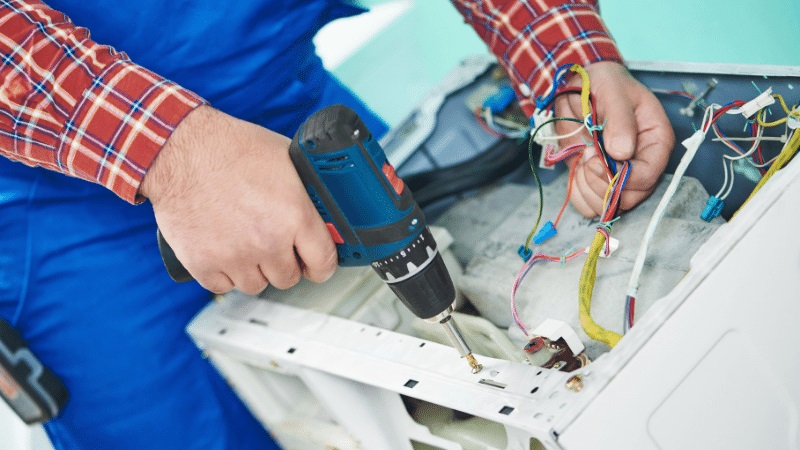 Saruhanlı Fondital Fondital çamaşır makinesi kart tamiri – Su almama arızası orijinal parça ile giderildi. - Teknik servis örneği